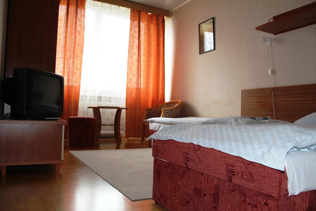 Hotel Dom Techniky Žilina Oda fotoğraf