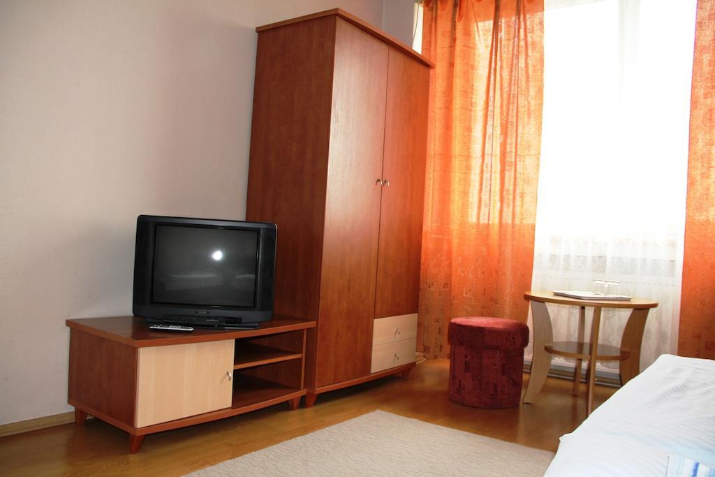 Hotel Dom Techniky Žilina Oda fotoğraf